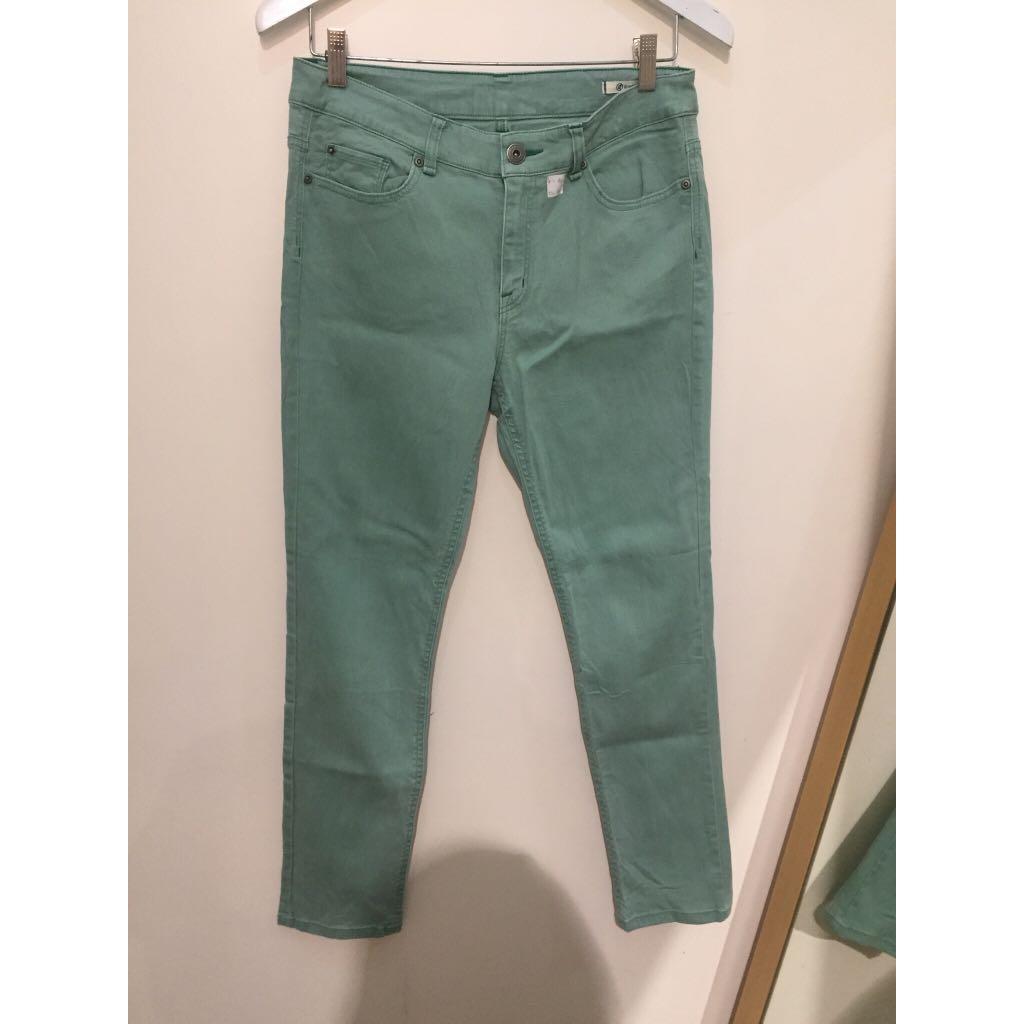 Good top day jeans