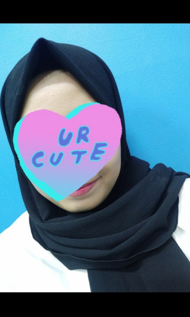 Reprice Hijab Kerudung Pashmina Hitam Diamond Bubble Fesyen Wanita Muslim Fashion Syal Di Carousell Berbeda dengan hijab segi empat, pashmina adalah hijab dengan bentuk panjang seperti selendang tapi lebih lebar. reprice hijab kerudung pashmina hitam diamond bubble