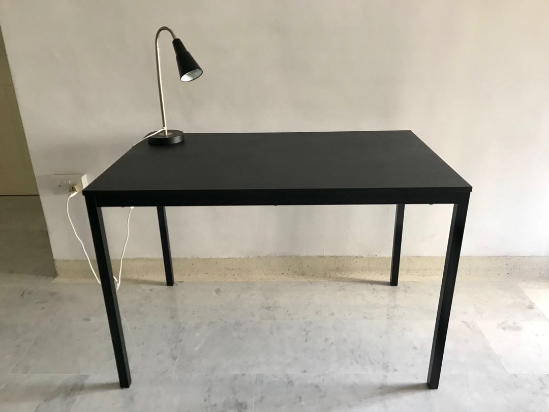 IKEA Tarendo Black Table with FREE Table Lamp Furniture Home