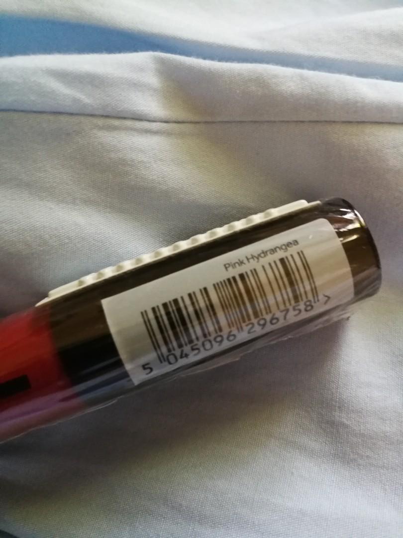 No7 High Shine Lip Gloss Brand New (Category: Makeup) located in Pasig City. Submitted by gena_bernisca (Listing ID 220538579, Image 3). Description: No7 High Shine Lip Gloss Color: Pink Hydrangea Bought from Korea Brand New still SEALED.