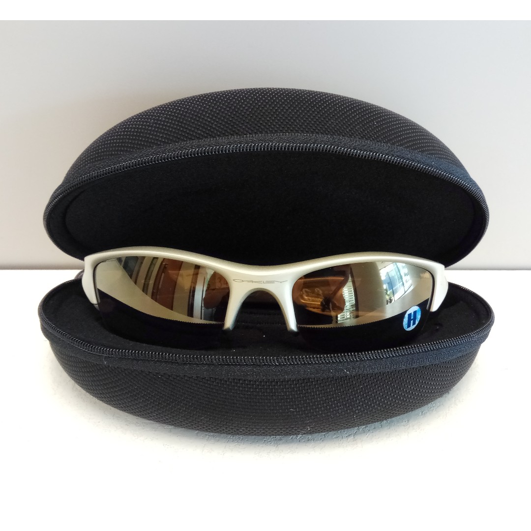 Oakley Sunglass Display Case For Sale « Heritage Malta