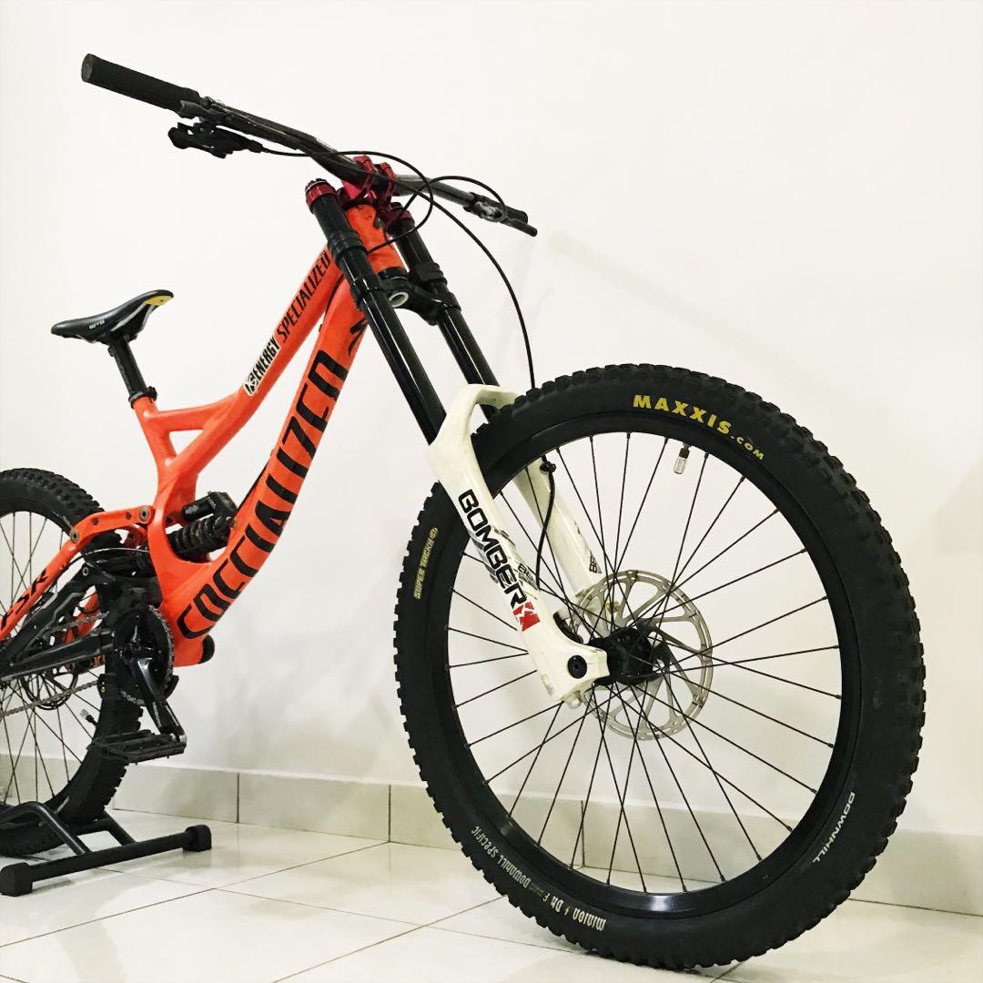 Demo downhill bikes for sales sale