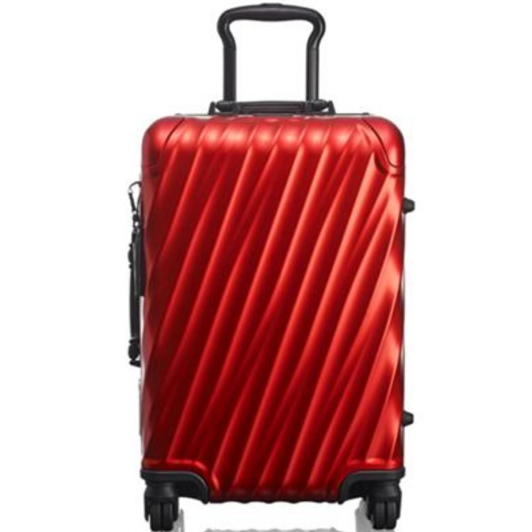 tumi 19 degree carry on