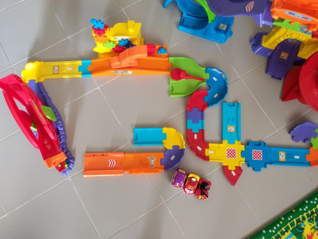 Vtech Go Go smart wheel zoom car & Vtech Ultimate RC Speedway, Hobbies ...