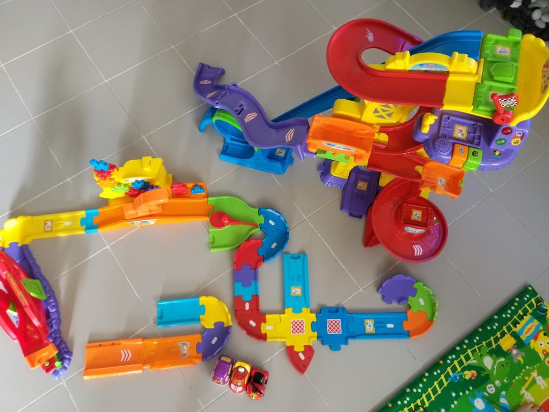 Vtech Go Go smart wheel zoom car & Vtech Ultimate RC Speedway, Hobbies ...