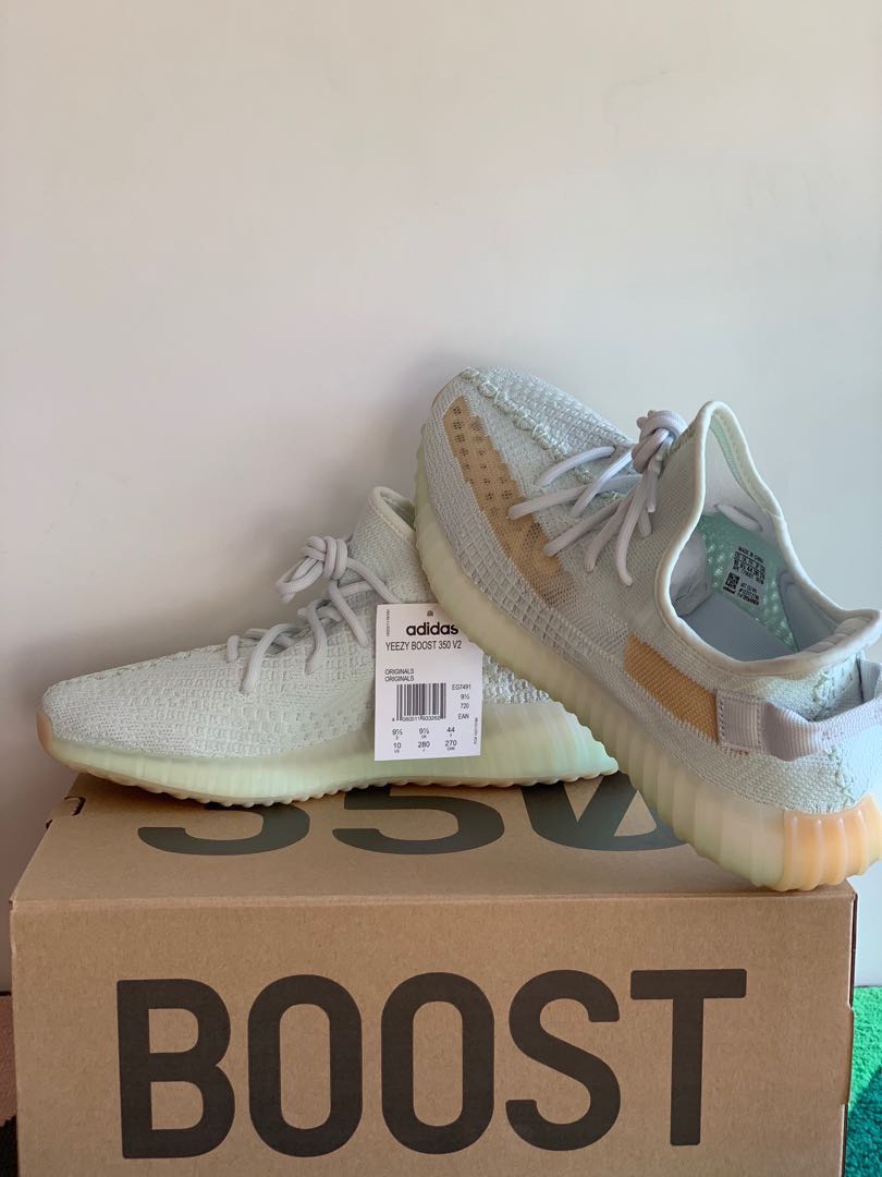 How to Cop the Yeezy Boost 350 v2 True Form Hyperspace from