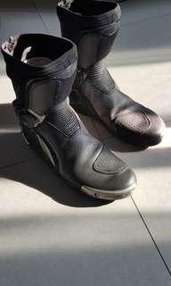 Torque RS in boots.