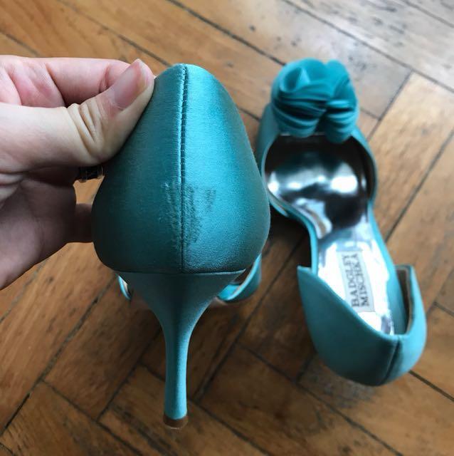 Badgley mischka tiffany best sale blue wedding shoes