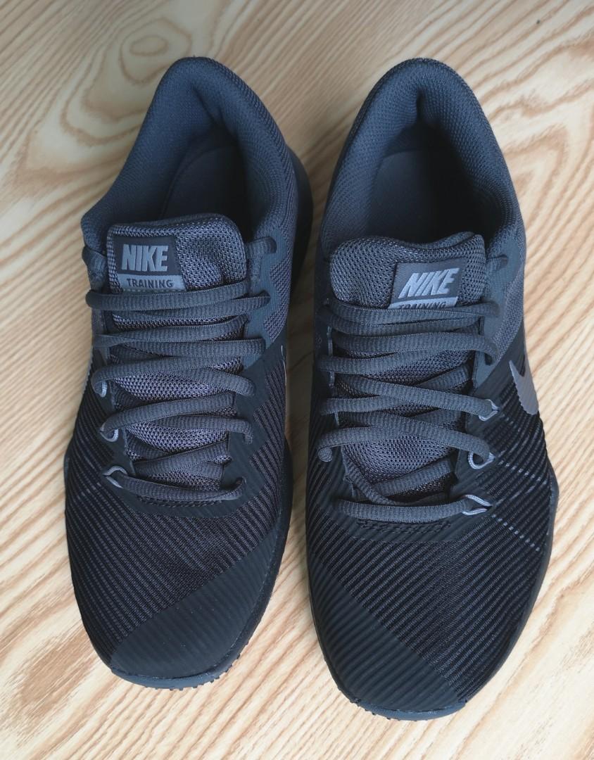 nike sports shoes grey colour