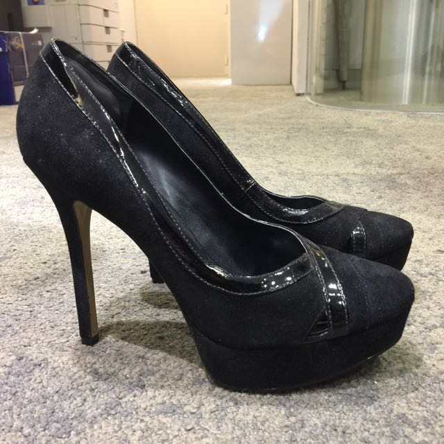 nine west black platform heels