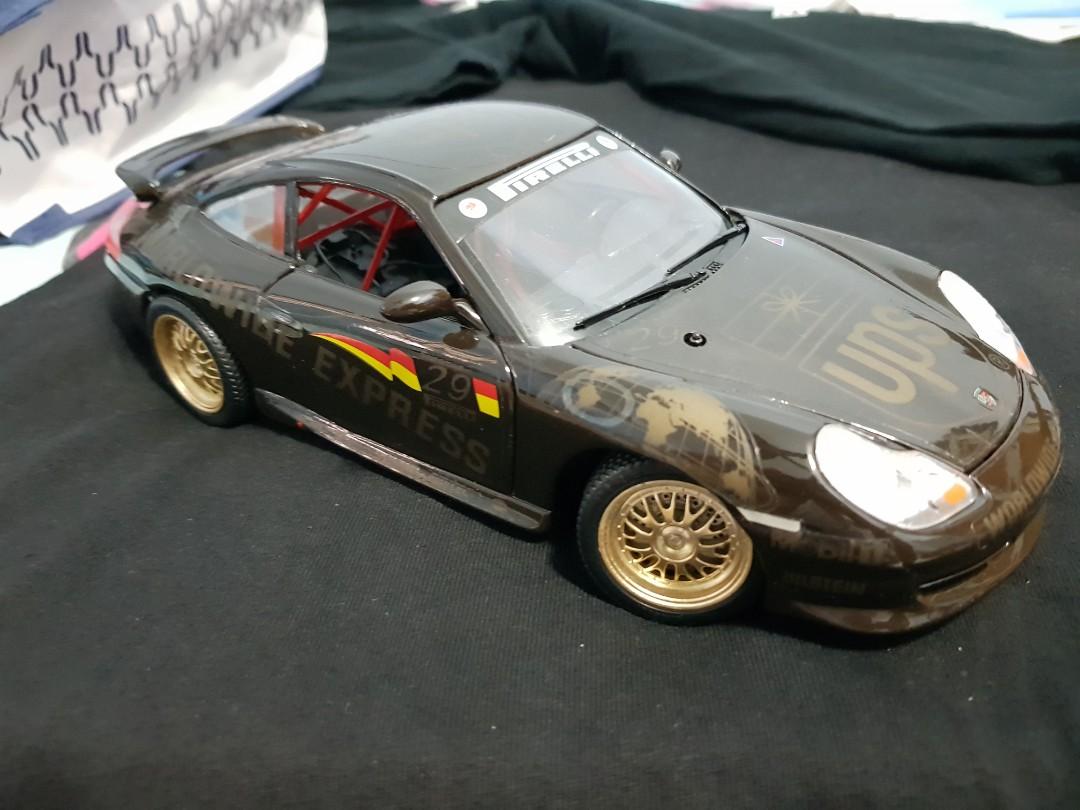 Porsche 911 GT3 Cup Burago 1:18 Gold Collect - Jeux & Jouets
