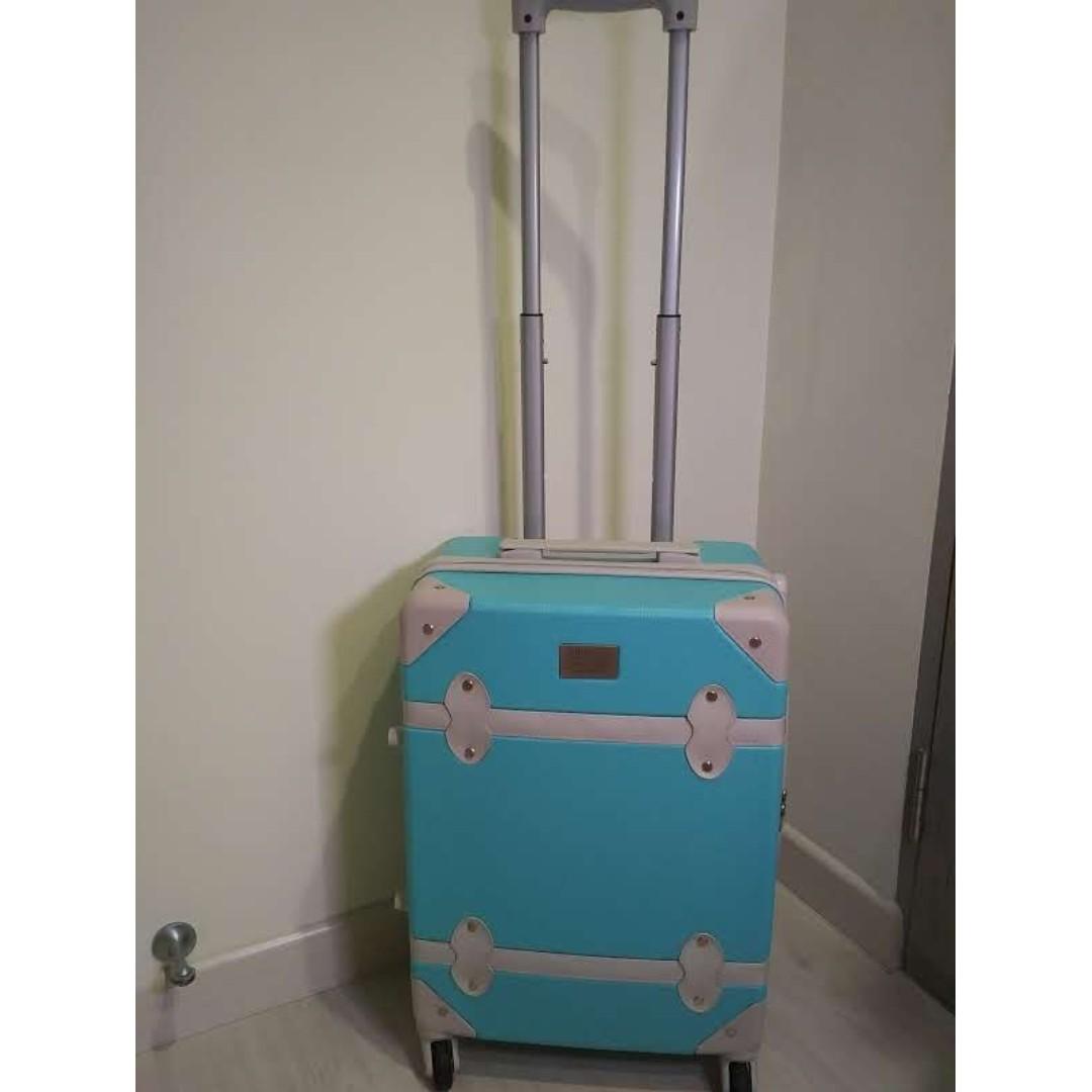 thomson cabin luggage