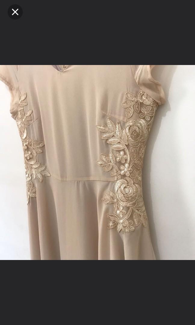 Formal Dress (Category: Dresses) located in Manila. Submitted by krizzies_korner (Listing ID 220723933, Image 2). Description: Used once #summer2021.