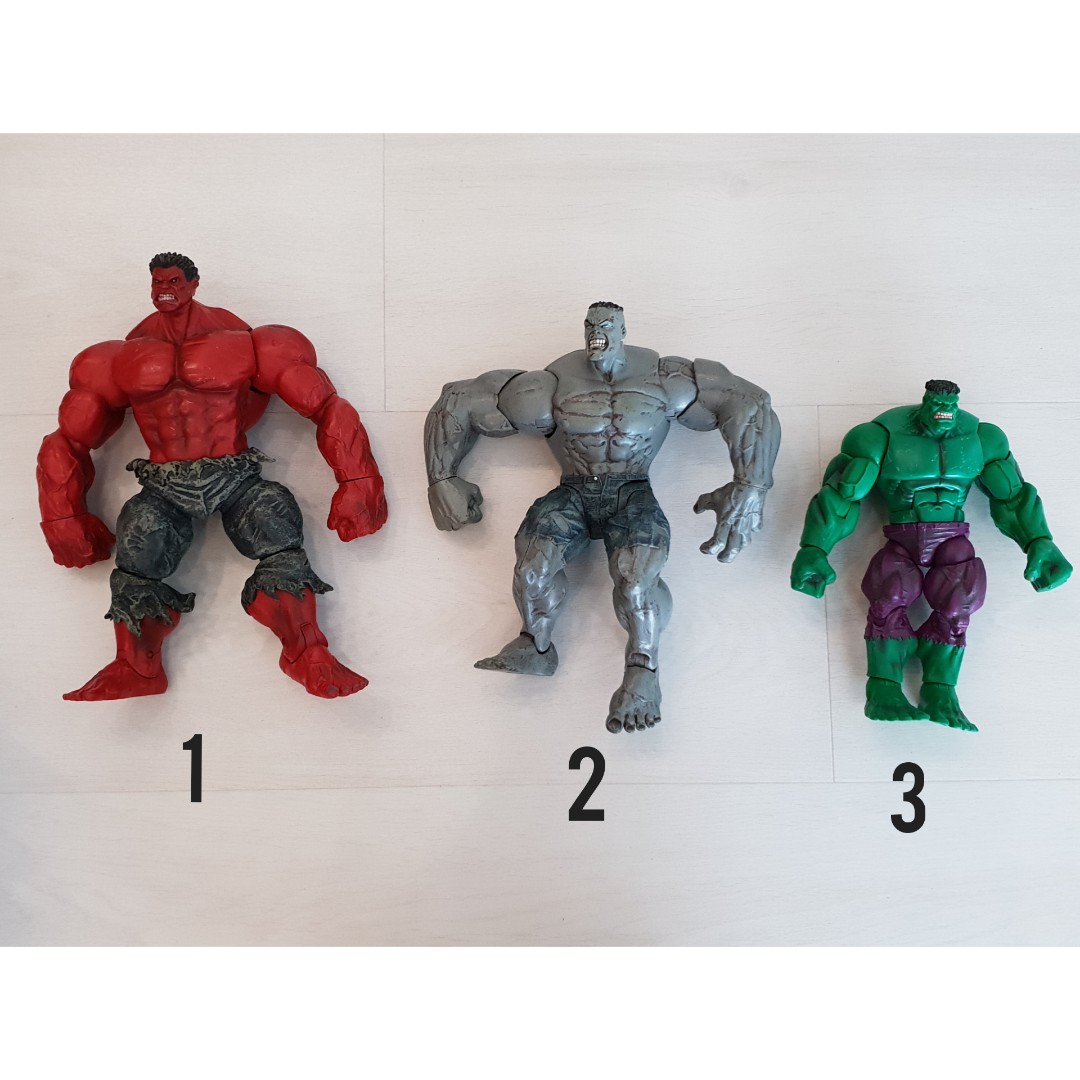 red hulk and green hulk toys