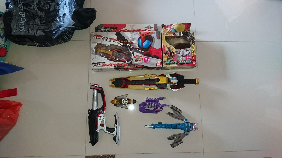 Kamen rider mask rider kabuto set drivers weapons belts, Toys & Games ...