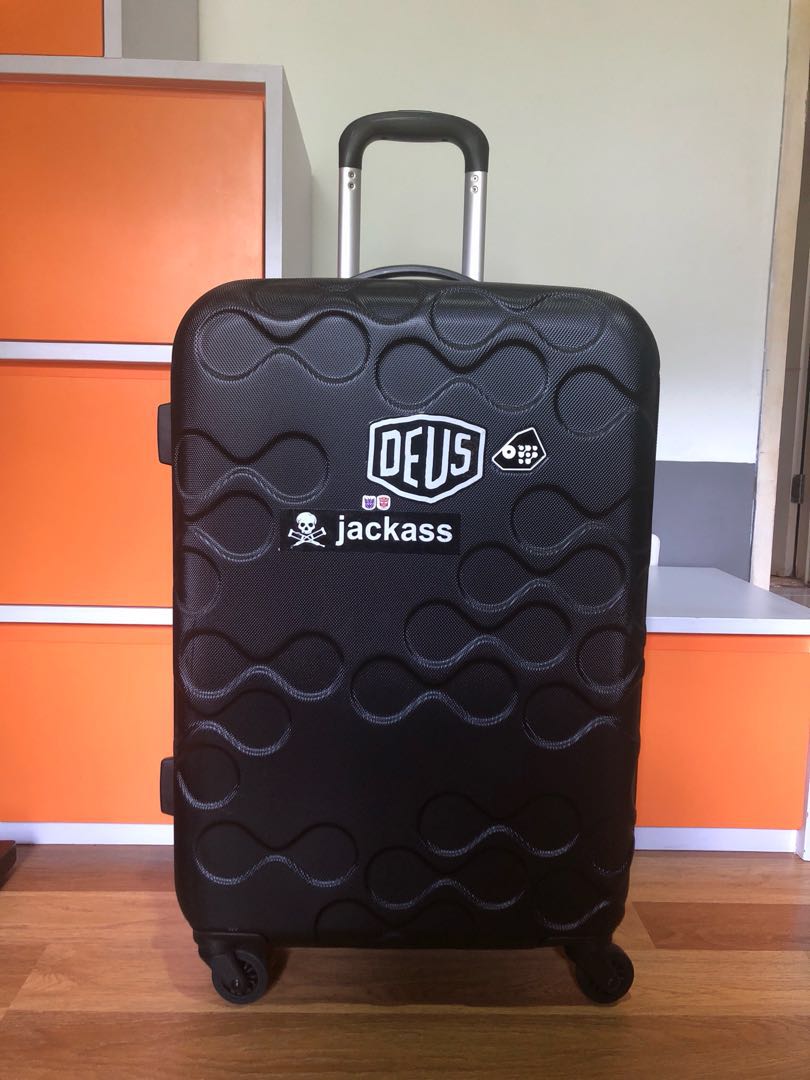very it luggage