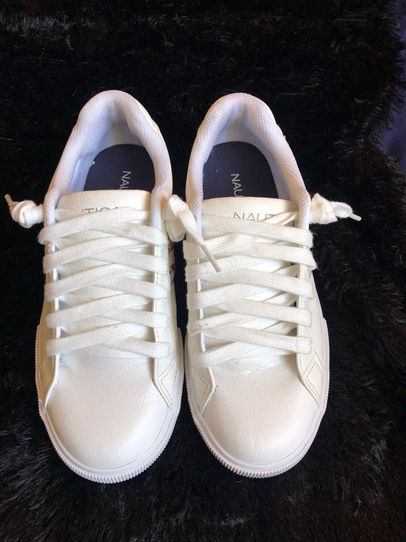 Nautica white sneakers womens deals