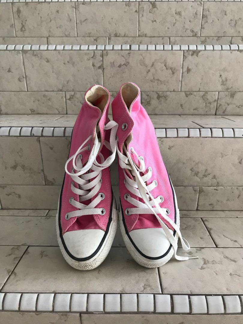 Used pink converse on sale