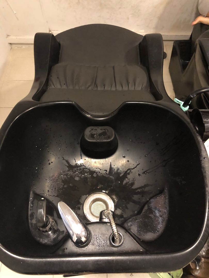 Salon basin, Furniture & Home Living, Bathroom & Kitchen Fixtures on