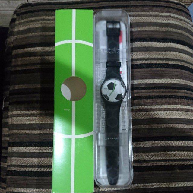 Swatch football watch outlet