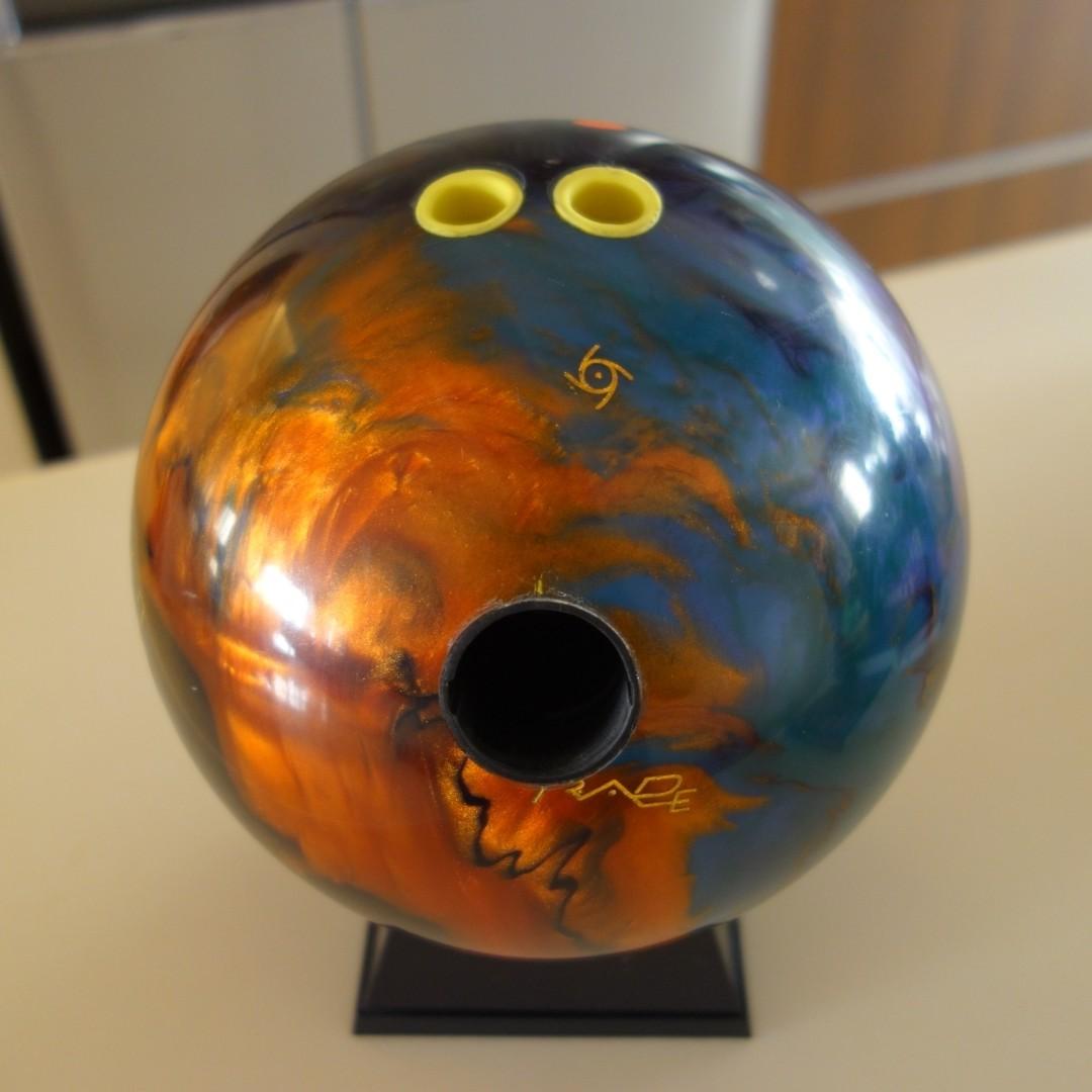 Used 14lb Storm Intense Fire Hybrid Reactive Bowling Ball, Sports