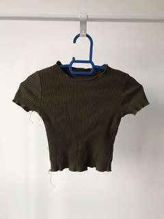 Stretchable crop top dark green