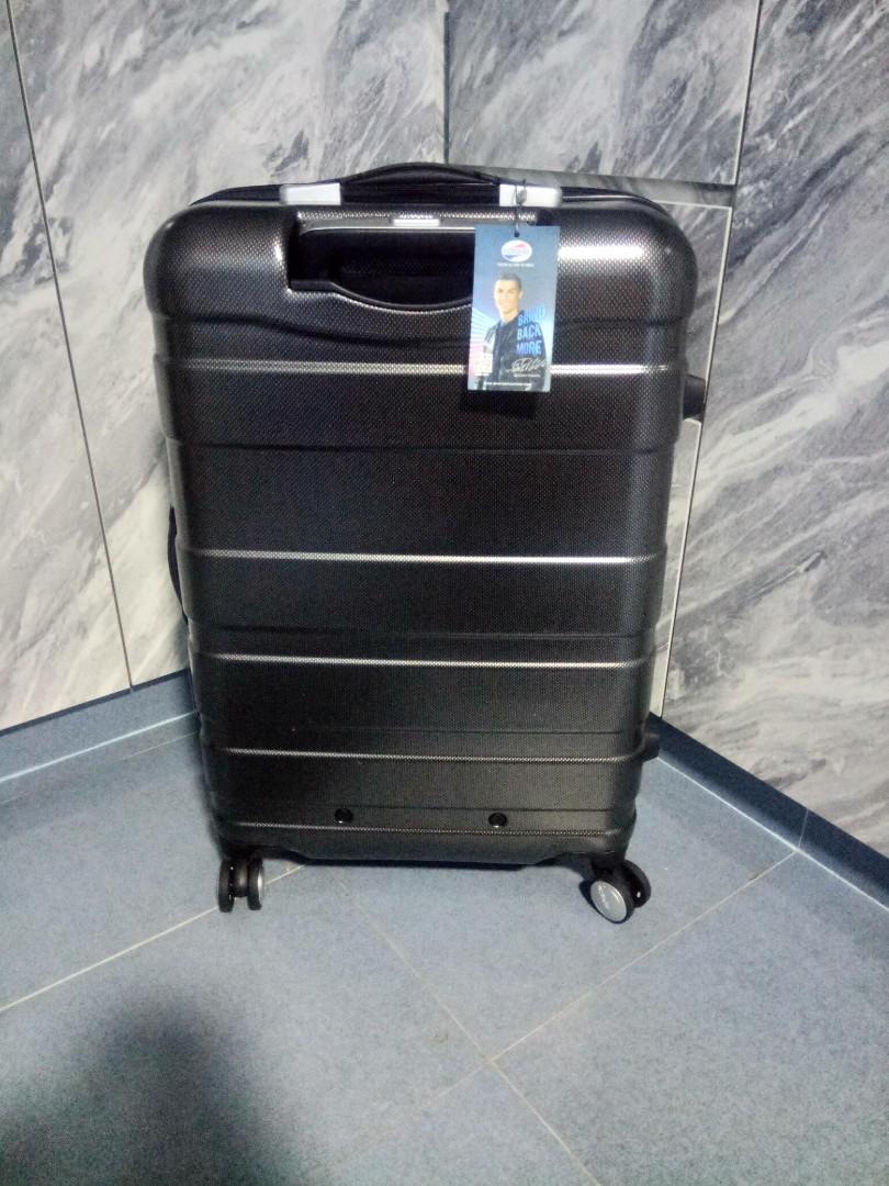 american tourister 69cm