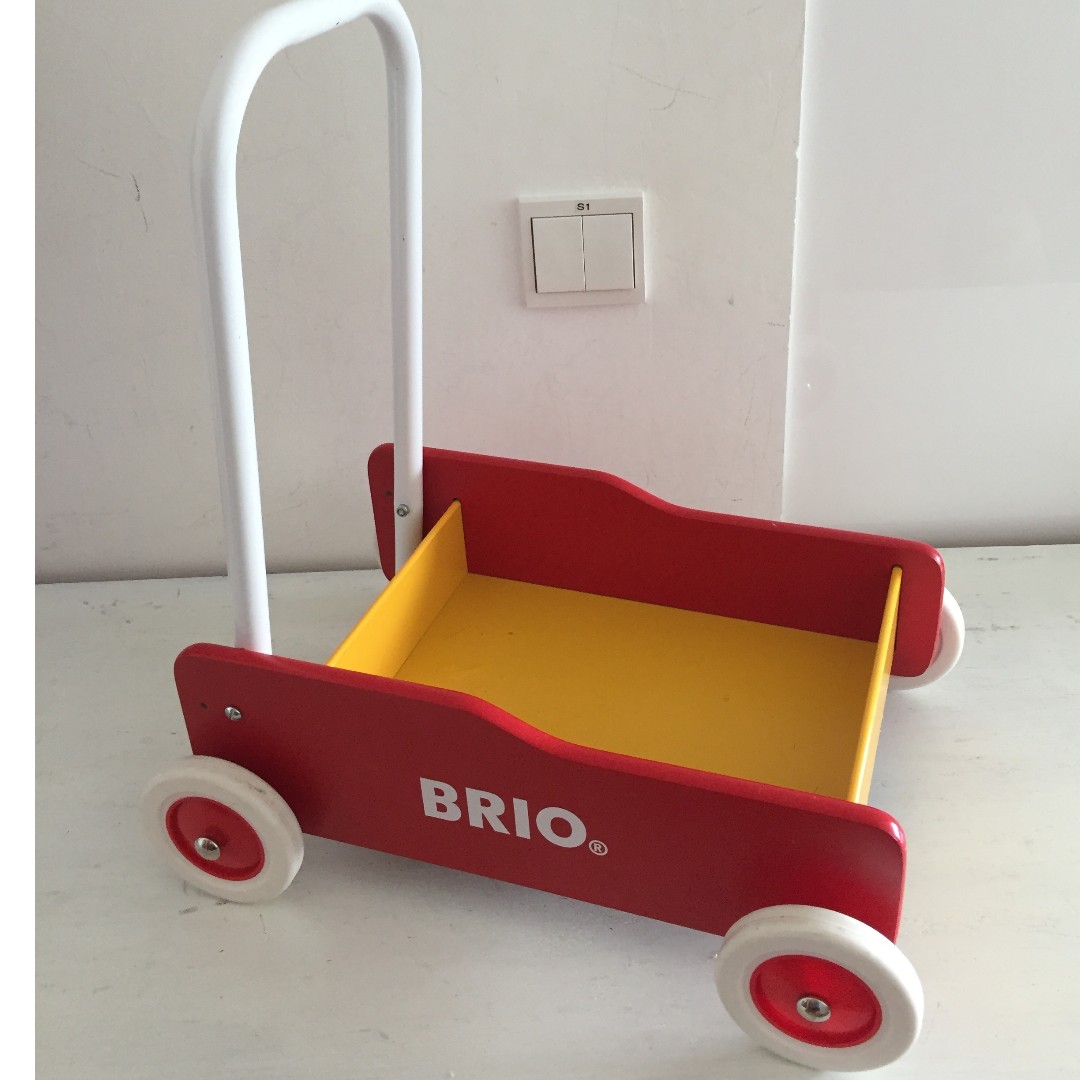 brio baby walker