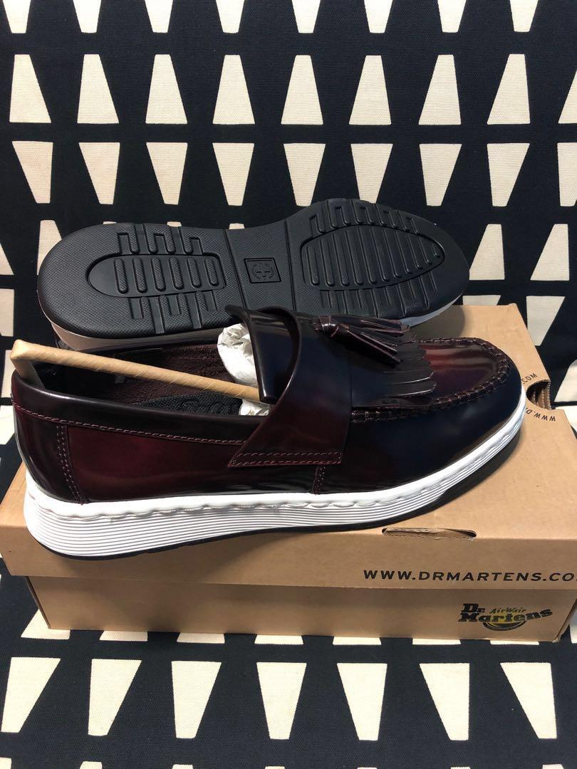 Dr martens best sale edison cherry red