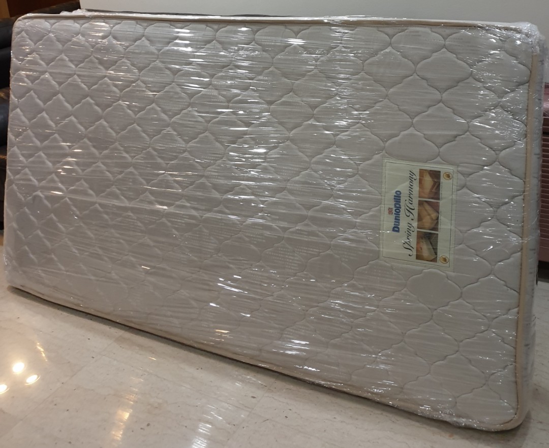 Dunlopillo mattress Super Single, Furniture & Home Living, Furniture