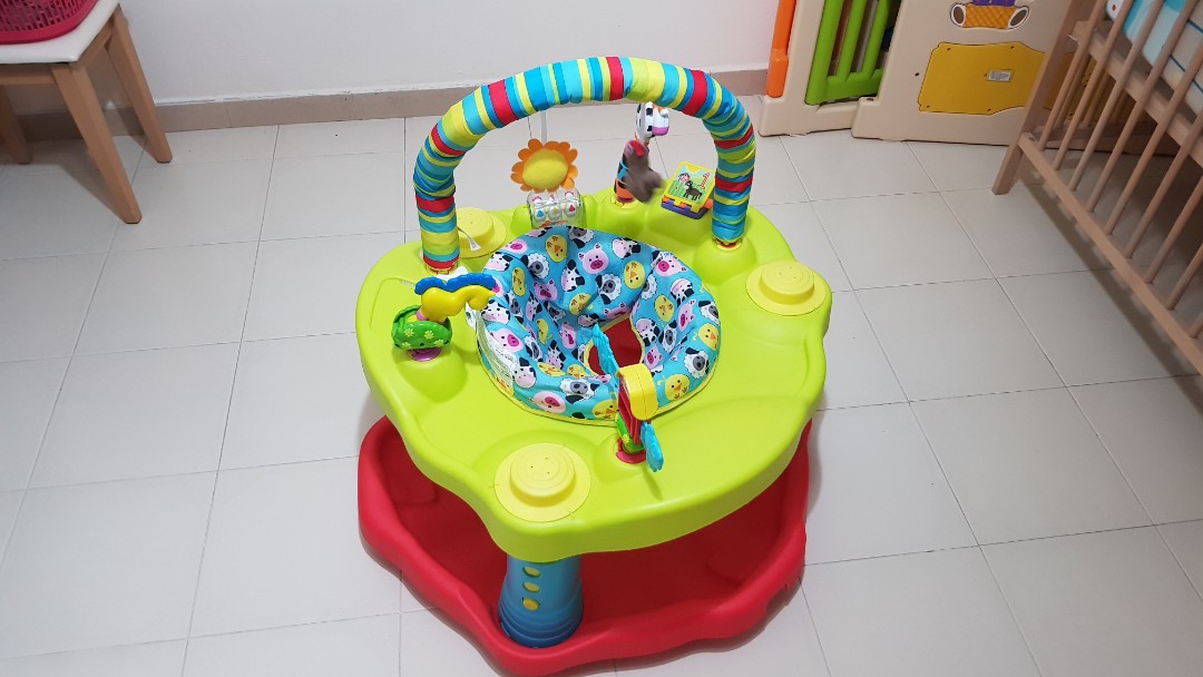 Evenflo Exersaucer Mega Saucer Bouncin Barnyard Activity Centre