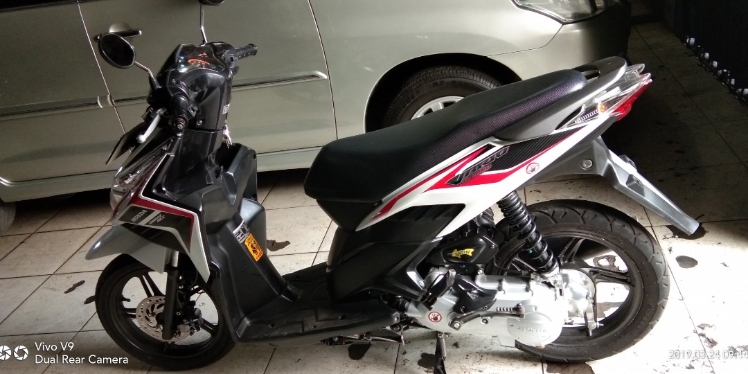 Honda Vario Techno 2011 Barang Langka, Motor di Carousell