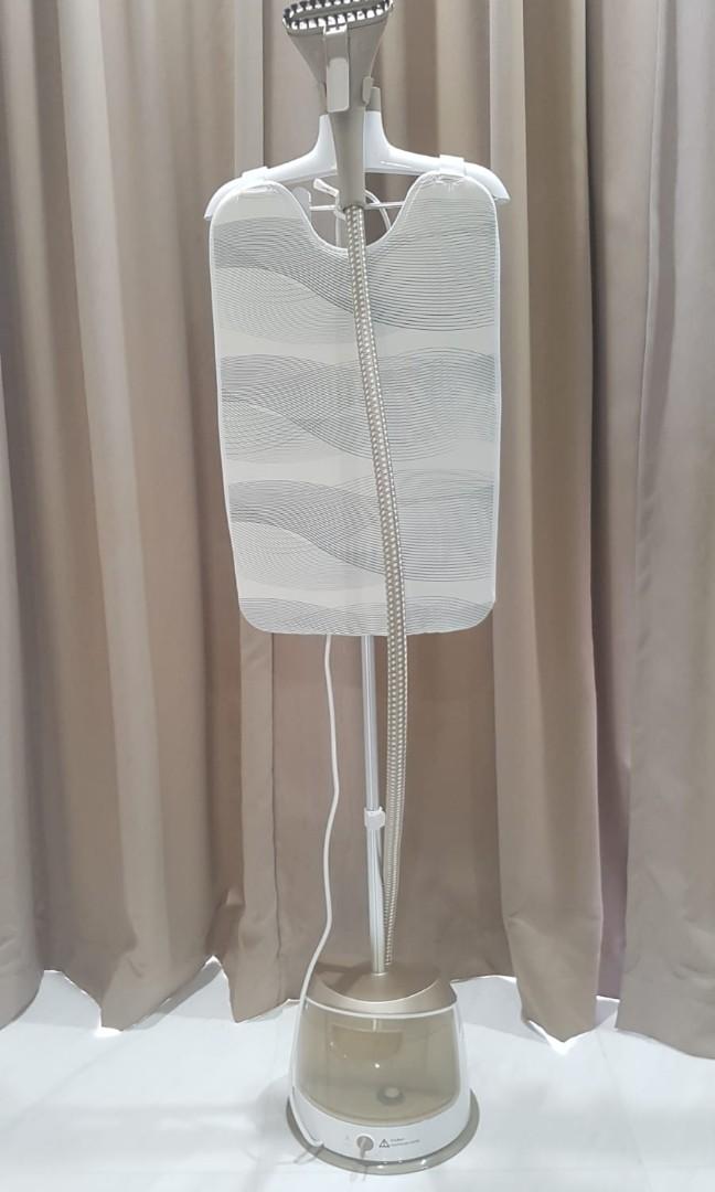 Philips Gc524 Easy Touch Plus Garment Steamer Home Appliances Cleaning Laundry On Carousell