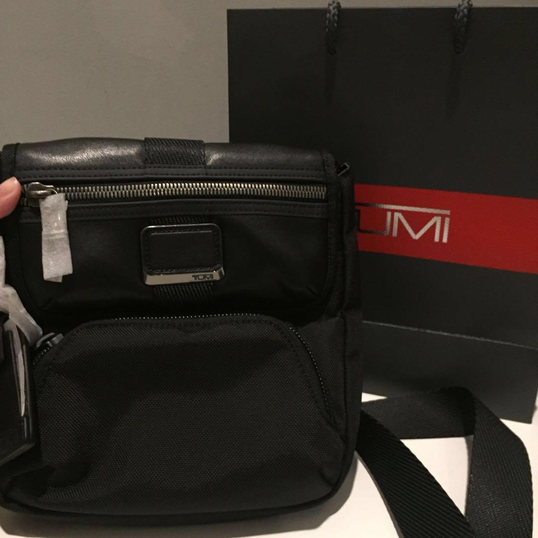Tumi gandaria city top