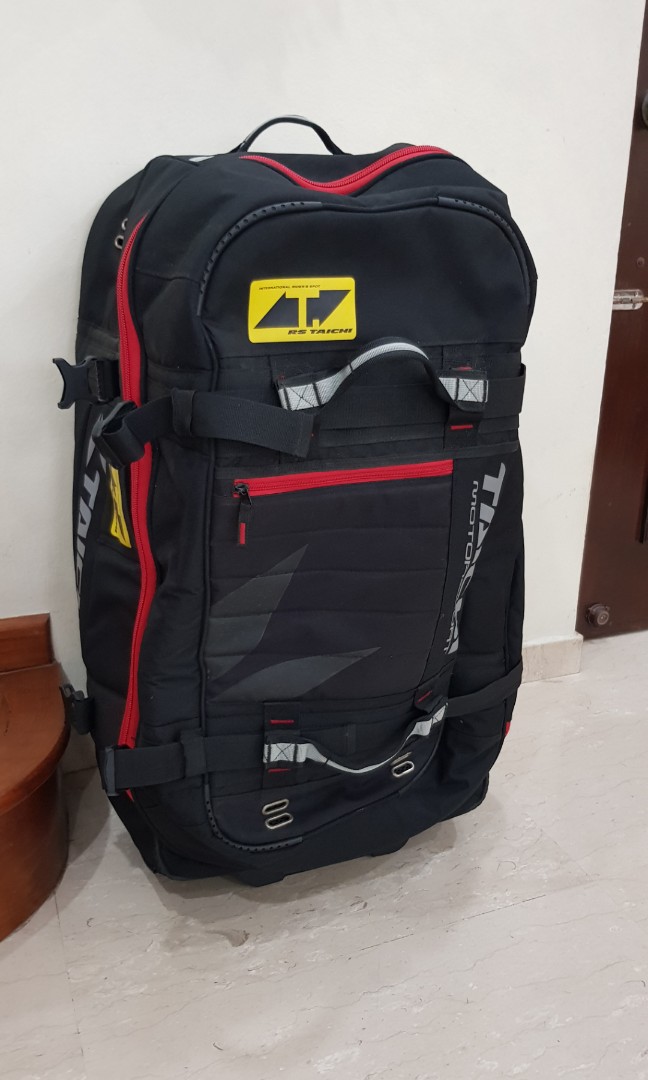 Hard Luggage - Buy Hard Trolley and Suitcase Online at American Tourister