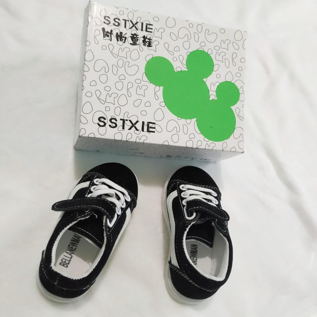 infant vans size 3