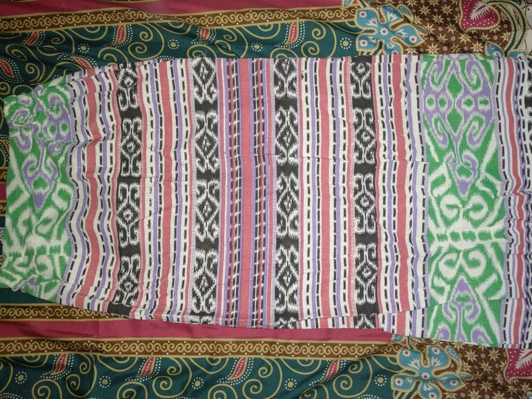 Setelan Baju Kondangan Pesta Tenun Warna Pink Fesyen Wanita Pakaian Wanita Gaun Rok Di Carousell