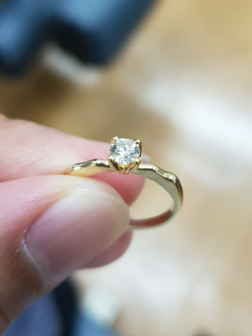 Solitaire Diamond Ring With Gia Certificate Vvs1 Price Lowered Women S Fashion Jewellery Rings On Carousell
