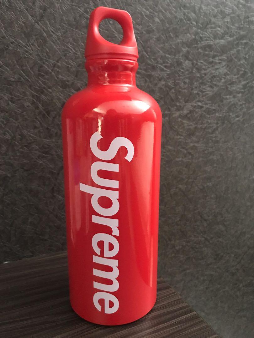 弁当箱・水筒 Supreme/Sigg Traveller0.6L Water Bottle Supreme SIGG™ Traveller 0.6L Water Bottle (SS23) - $38