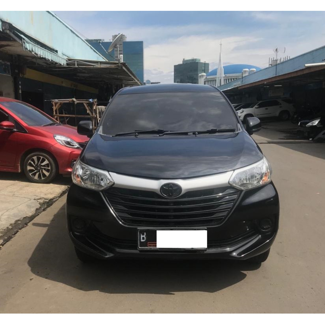 Toyota Avanza 13 E A T 2015 Dp 7jt