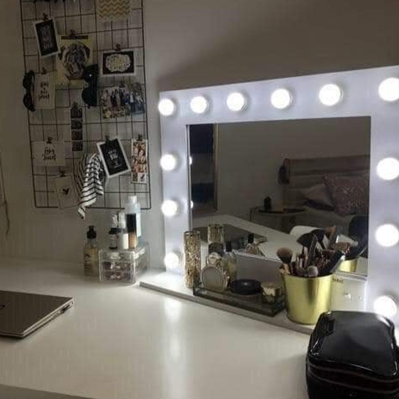 Vanity Mirror Hollywood