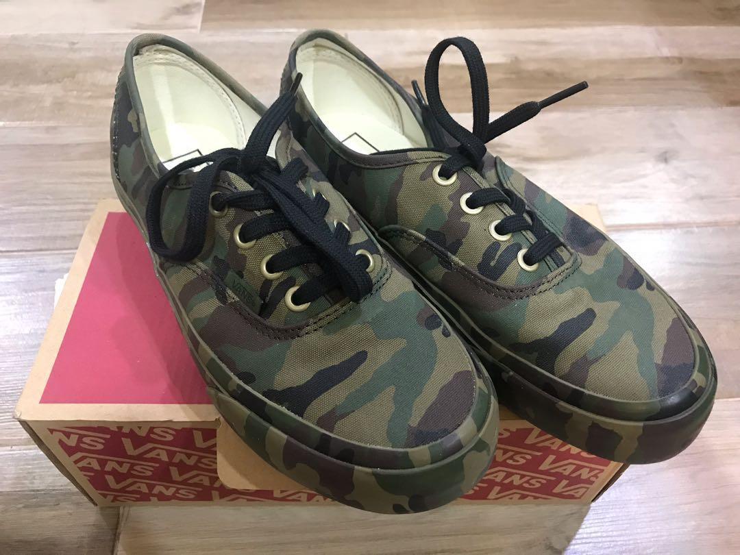 camo classic vans