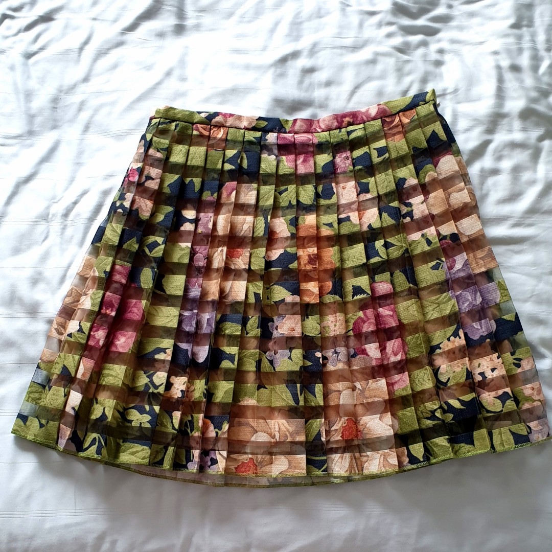 zara floral pleated skirt