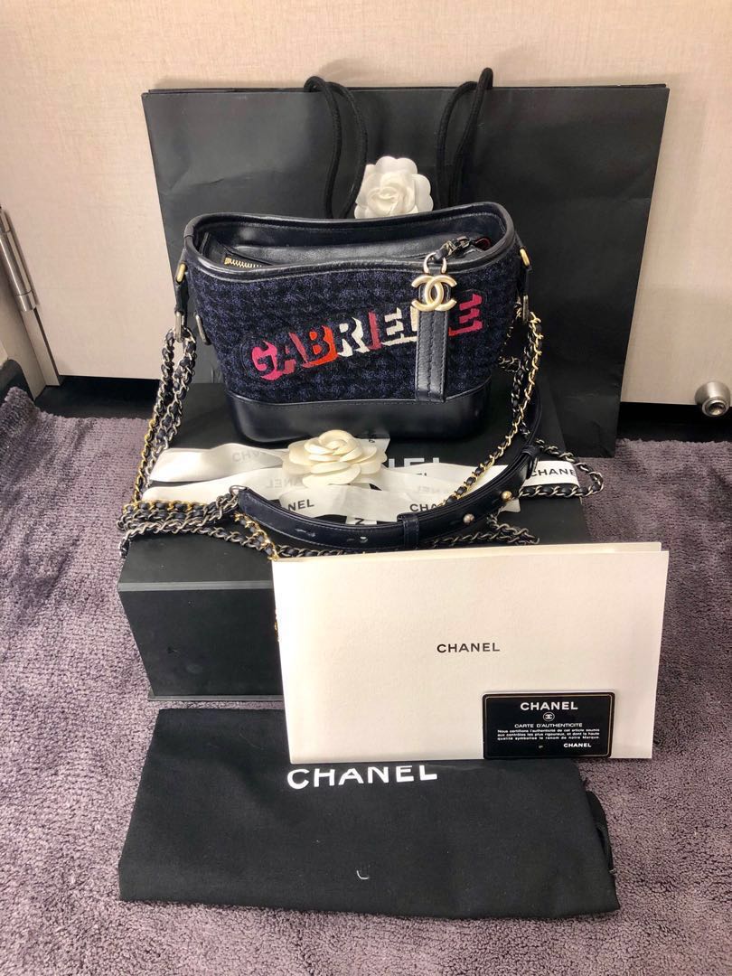Túi Chanel Gabrielle Small Hobo Bag màu trắng đen calfskin best quality