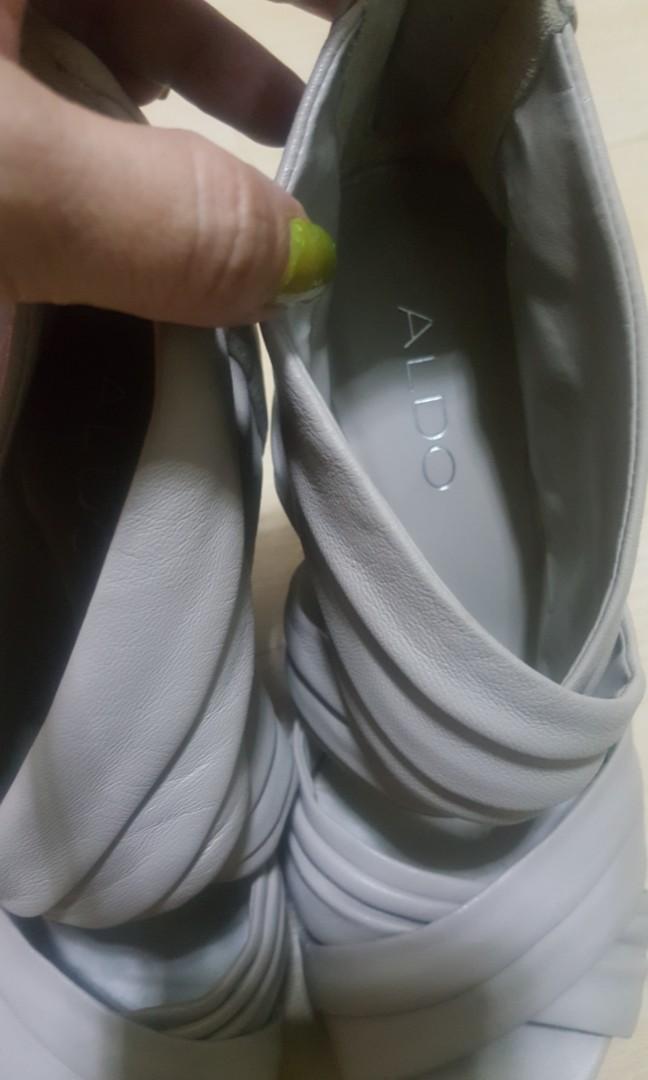 Aldo high heels wedge shoes (Category: Heels) located in Pasig City. Submitted by js.authenticlux (Listing ID 221110399, Image 3). Description: Aldo shoes, bought from abroad, used once in a party. Good as new, size 6. Call txt 09178029682.