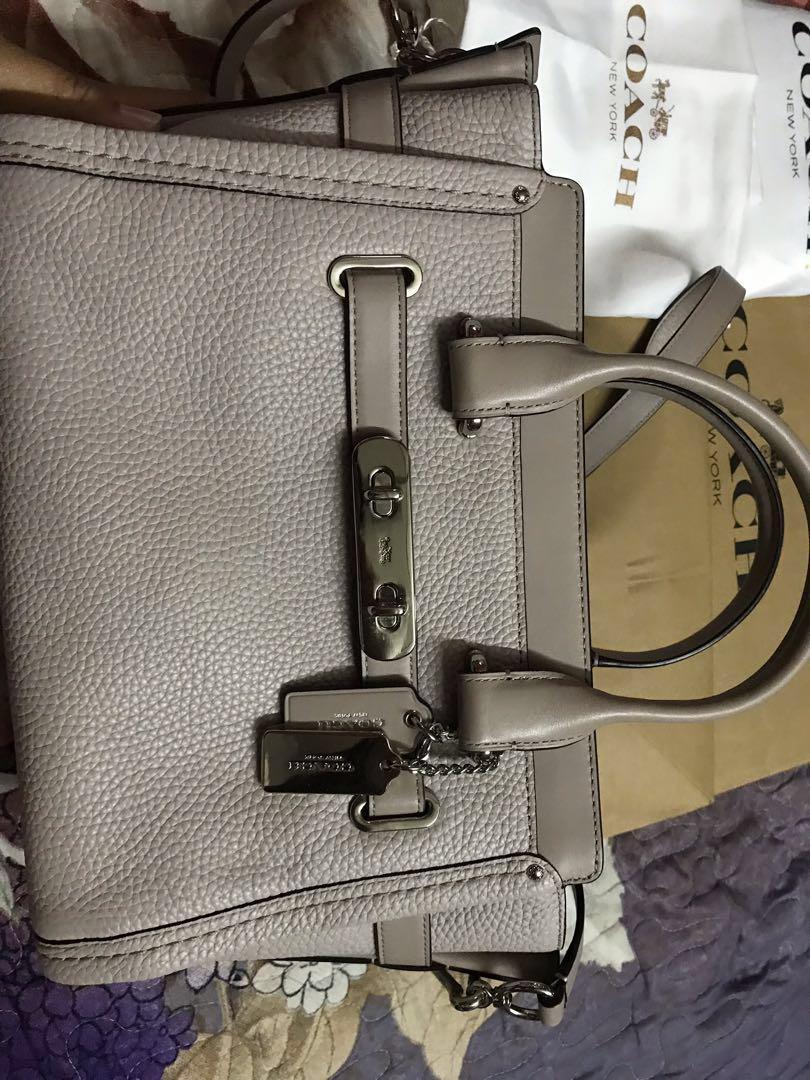 Coach swagger top price