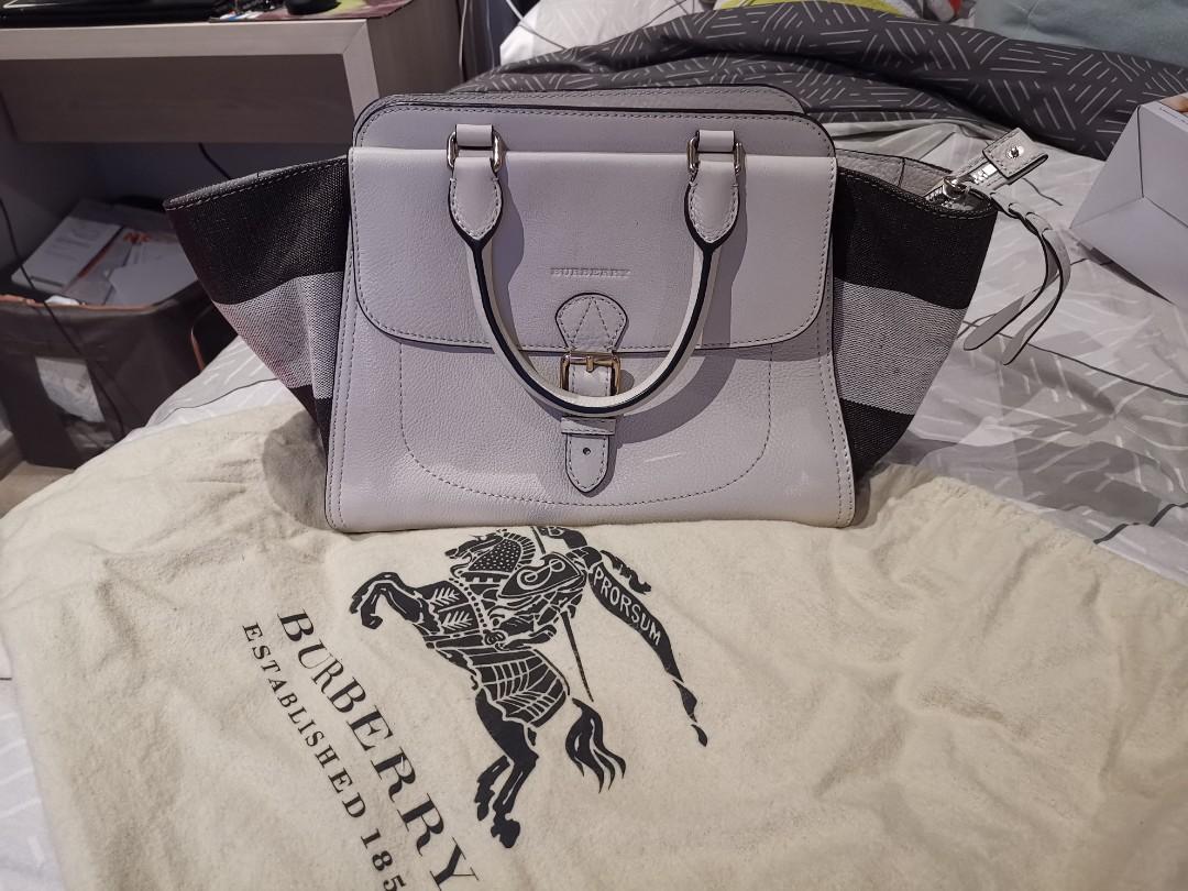 Burberry harcourt bag outlet