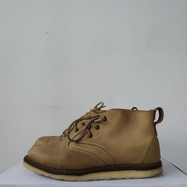 Sepatu BNV 3 Eye Chukka Boots Ukuran 42 100 Original Preloved Stuff