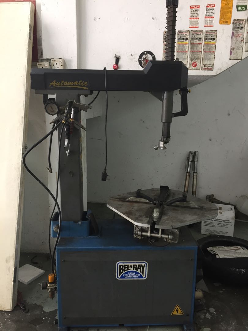 Mesin Buka Tayar, Auto Accessories on Carousell