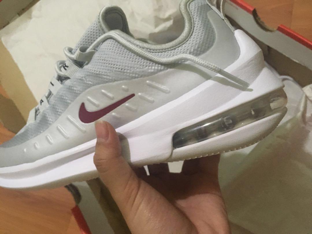 ladies nike air max axis trainers